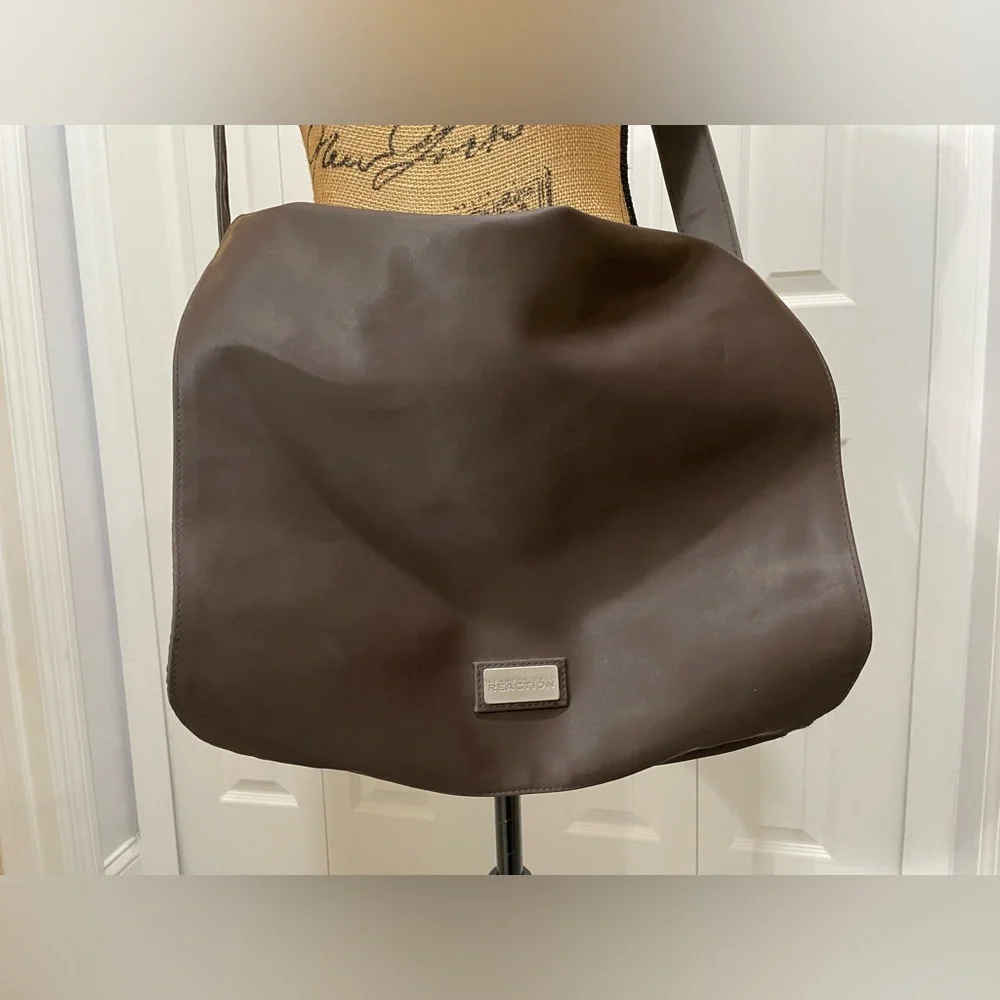 Kenneth Cole Reaction Dark Brown Messenger Bag